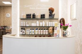 Friseur und Zweithaarstudio Rostock Lütten Klein